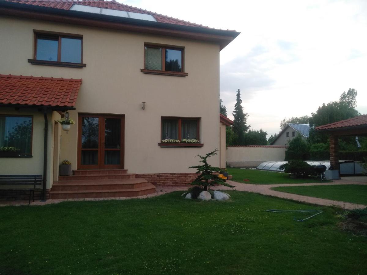 Domo Apartment Středokluky Eksteriør bilde