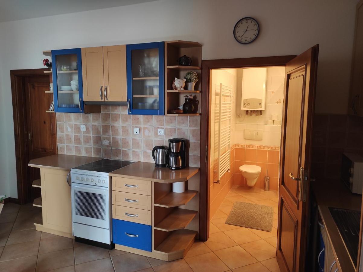 Domo Apartment Středokluky Eksteriør bilde